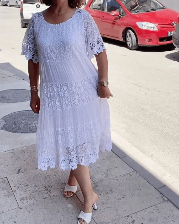 Vestido Donna ™ / Renda Com Manga Curta e Gola Redonda