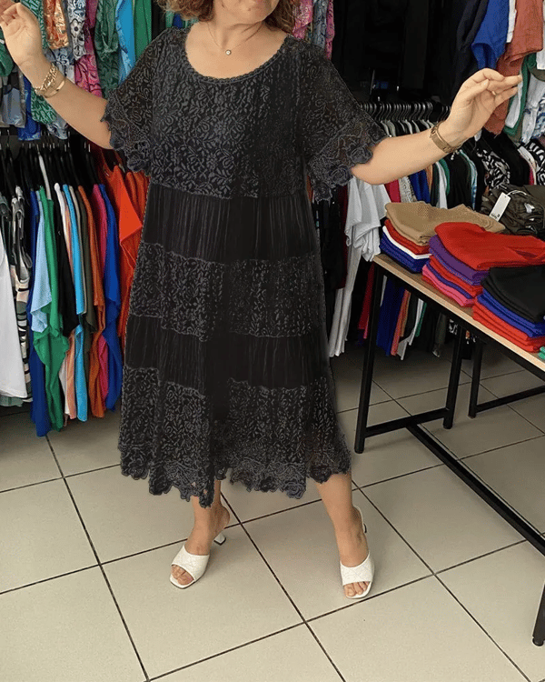 Vestido Donna ™ / Renda Com Manga Curta e Gola Redonda