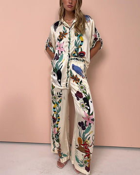 Conjunto Santana de duas peças com estampa de flores da selva